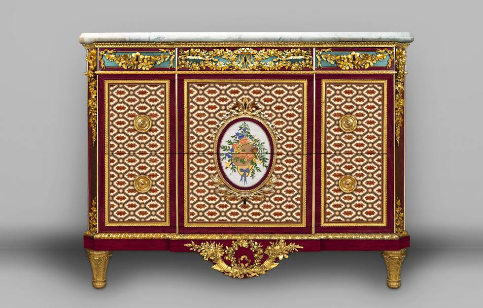 A digital reconstruction of a marquetry chest of drawers