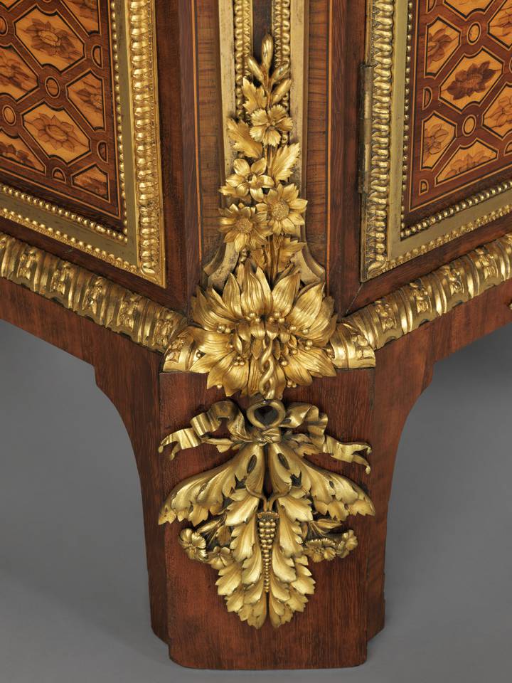 Detail of floral gilt-bronze foot mount. Fall-front desk (F302).