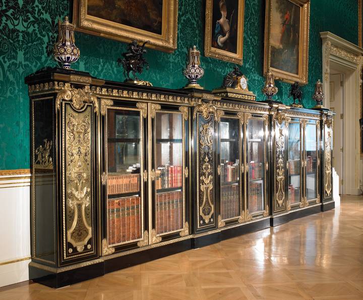 Étienne Levasseur, The Londonderry Cabinet, about 1775 (F390).