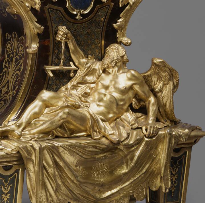 Gilt-bronze mount of Father Time. Pedestal clock (F43).