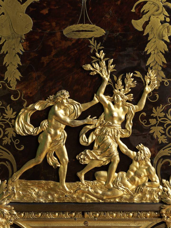 Gilt-bronze mount showing Apollo chasing Daphne. Wardrobe (F61).